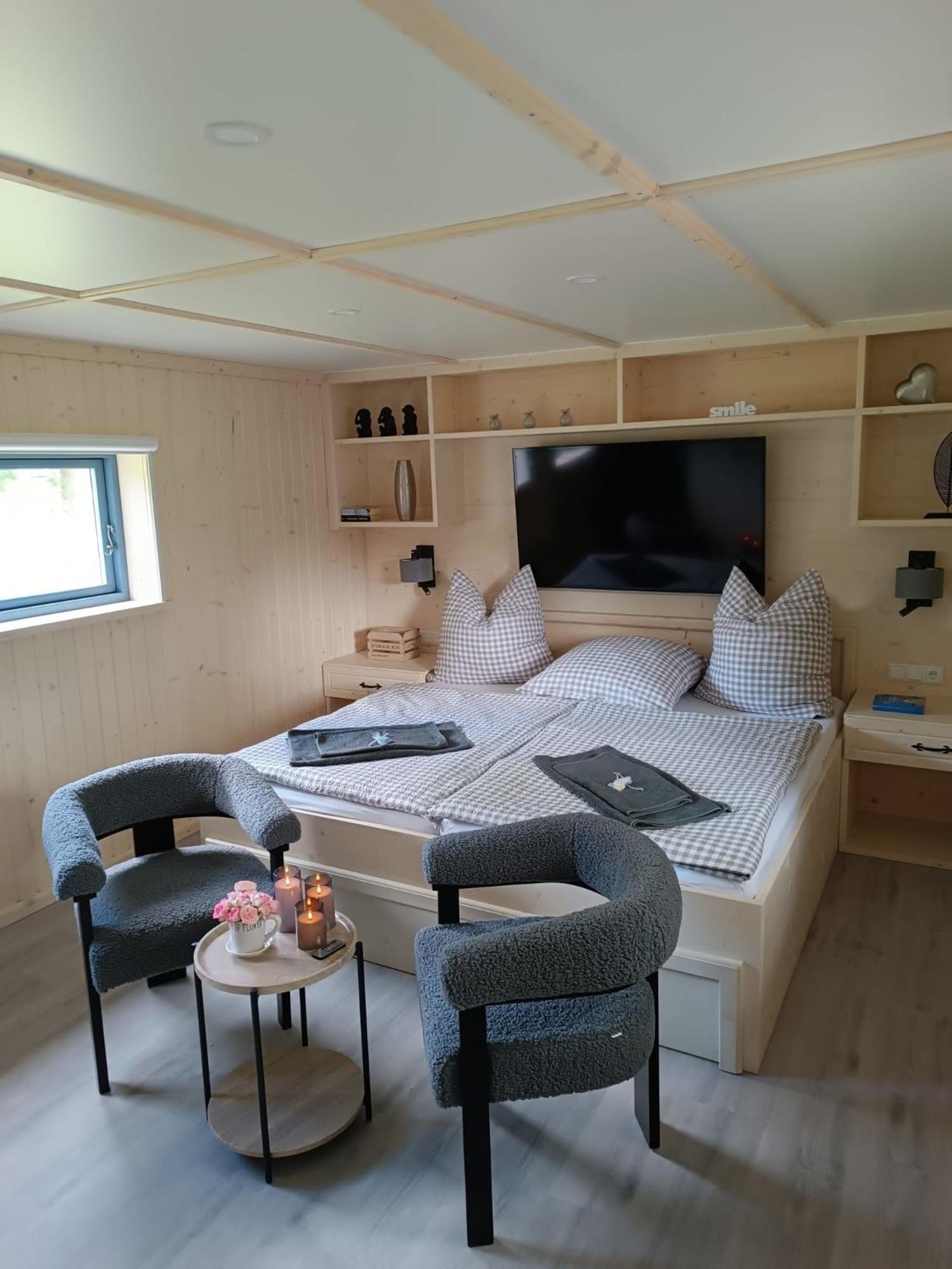 Tiny House & Alpaka-Erlebnis Im Ruhner Land - Naturidylle Pur Ziegendorf Exterior foto